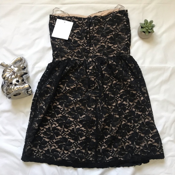 ⚡️NWT Black Strapless Lace Dress - Picture 2 of 4